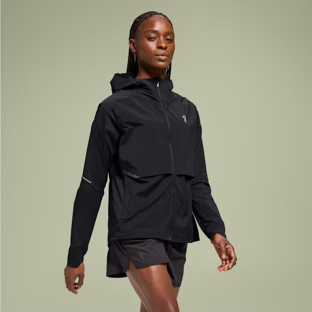 On Running Core Jacket Black